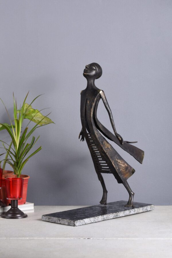 Tribal Statue of Lady in Modern Shape
