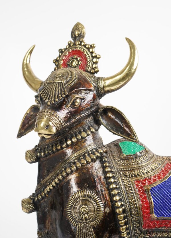 Baster Art Nandi Statue