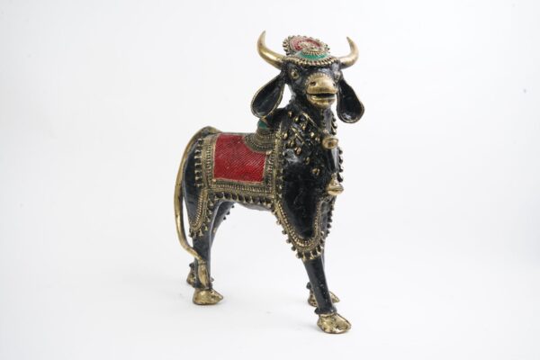 Stand Nandi Bastar Art