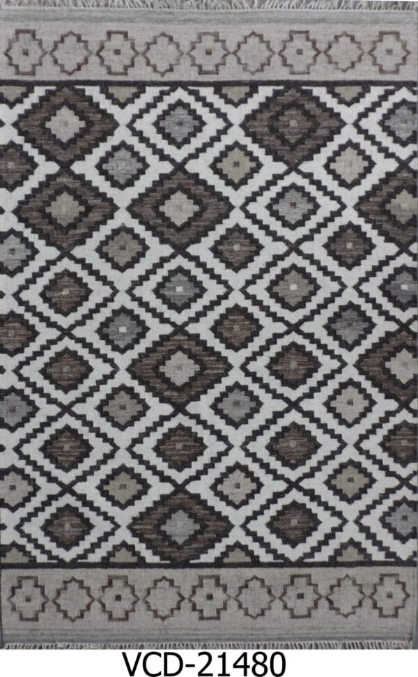 Hand Woven Woolen Rug