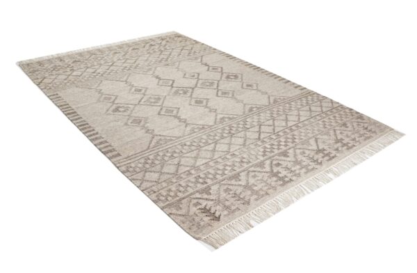 Hand Woven Woolen Rug