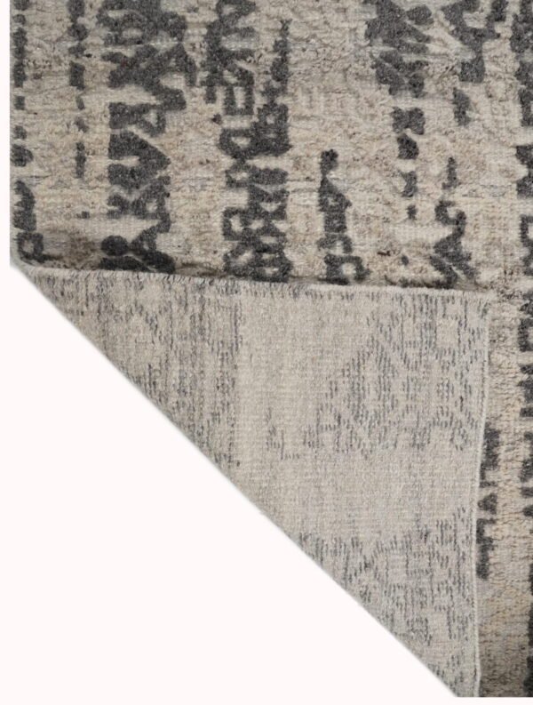 Hand Knotted Woolen Carpets