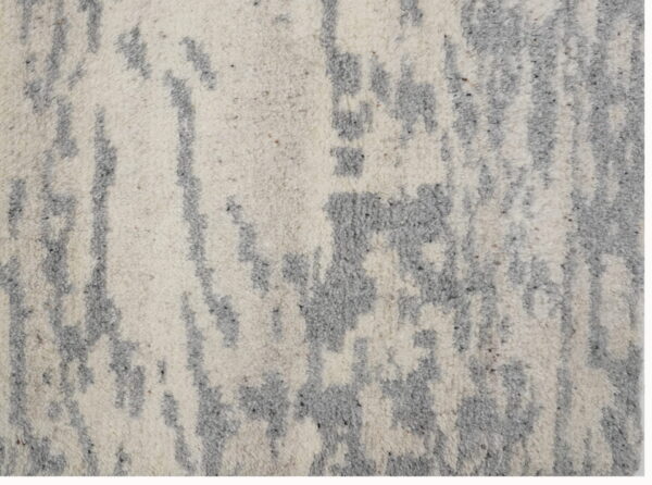 Hand Knotted Woolen Carpets