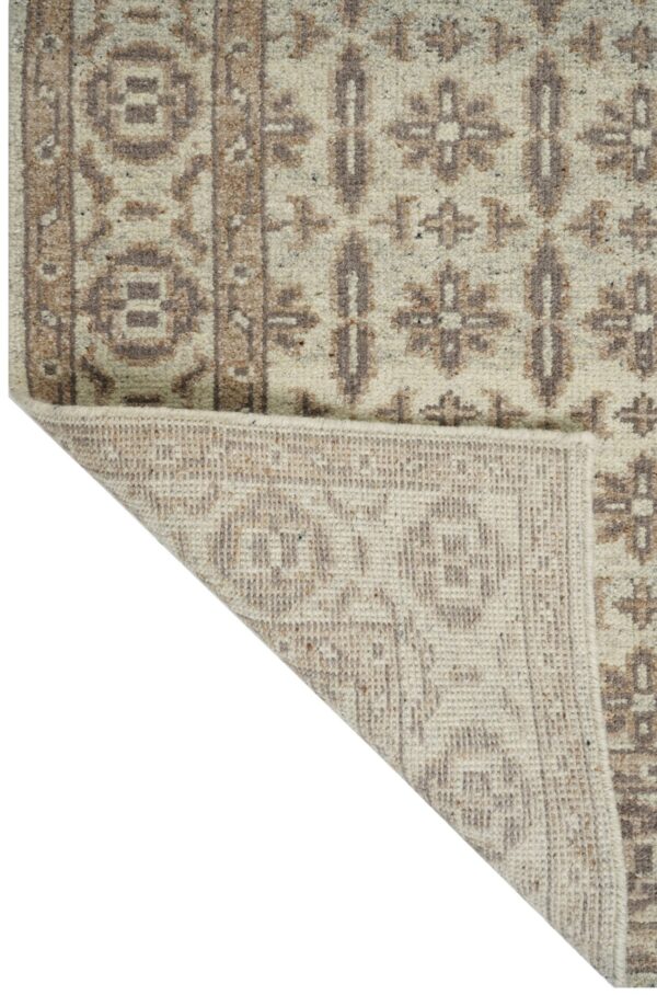Hand Knotted Woolen Carpets