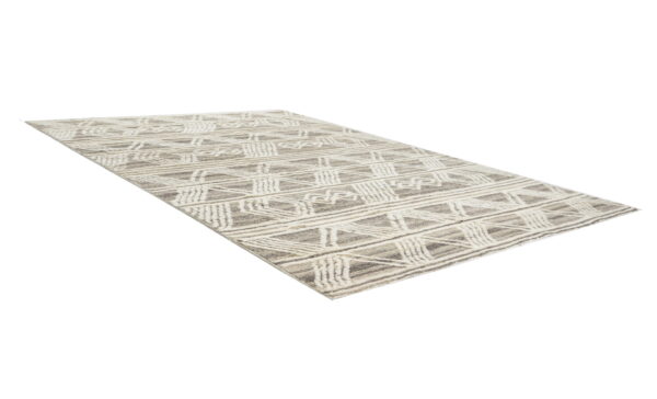 Hand Knotted Woolen Carpets