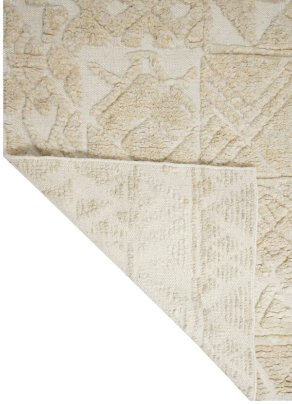Hand Knotted Woolen Carpets