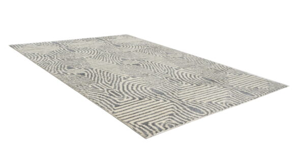 Hand Knotted Woolen Carpets