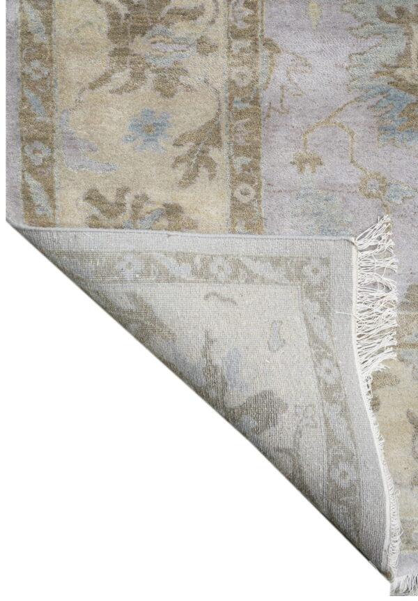 Hand Knotted Woolen Carpets