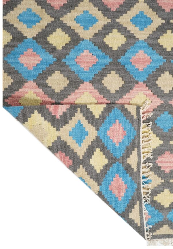 Kashi Kilim Hand Woven Woolen Rug