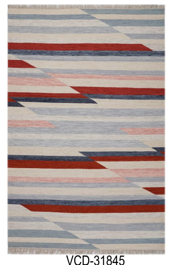 Veera Kilim Hand Woven Woolen Rug