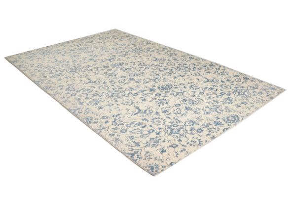 Azure Bloom Hand Knotted Woolen Carpets